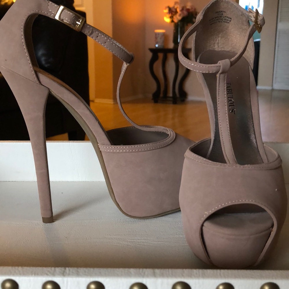 Super sexy platform sandal